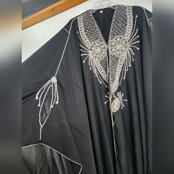 Luxurious Dubai Fashion Abaya Dress - Picture 4 of 5